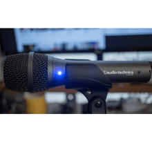 Load image into Gallery viewer, Audio-Technica AT2005USB Cardioid Dynamic USB/XLR Microphone
