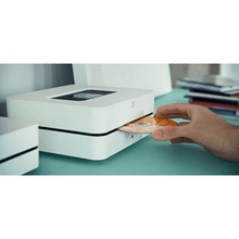 Load image into Gallery viewer, Bluesound VAULT 2i High-Res 2TB Network Hard Drive CD Ripper and Streamer
